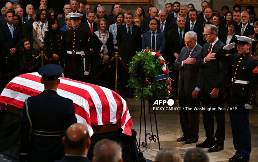 Jimmy Carter lying in state 2