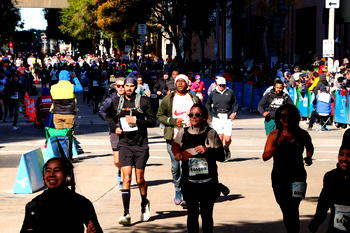 Photos: Makinde completes Houston Half-Marathon