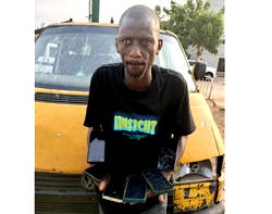 We make ₦250k, ₦300k daily from stolen phones – Lagos One chance operator confesses