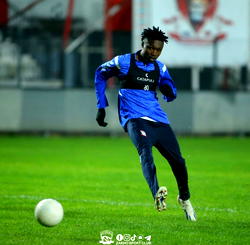 Transfer: NPFL player Deputy Etcheta completes move to Iraq