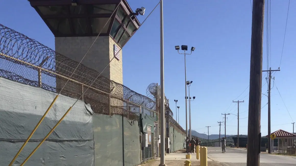 Trump says US to send 30,000 migrants to Guantanamo Bay