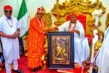 Eze Ihenetu hosts Ooni of Ife in historical display of African culture