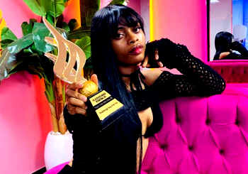 Wendy Pehbles wins award with song ‘Proppa’ featuring Rossi SBW