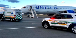 US opens probe into United Airlines flight mishap