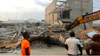 Photos: Seven injured as three-storey building collapses in Rivers