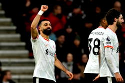 Salah’s controversial penalty fires Liverpool nine points clear