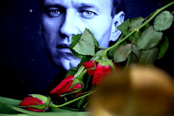 Navalny’s mother calls for ‘justice’ after Europeans say he died of poisoning