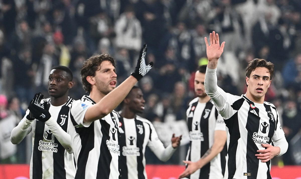Inter Milan denied Serie A top spot by 1-0 defeat at Juventus