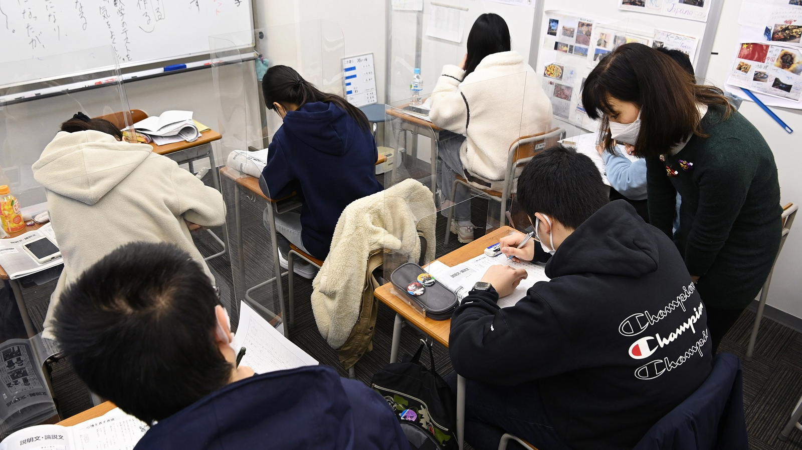 Foreign students in Japan struggle with language barriers, job access