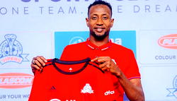 Nigerian footballer dies after ‘falling from shopping mall’s balcony’ in Uganda