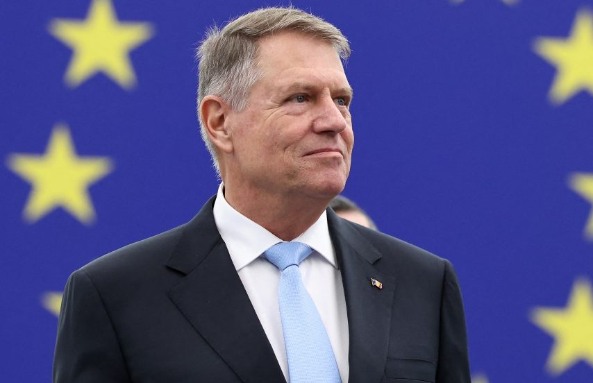 Romania president resigns amid cancelled election turmoil