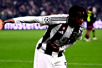 Juve secure 2-1 advantage over PSV in Champions League play-offs