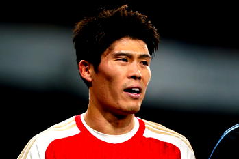 Arsenal’s Tomiyasu out for rest of season after knee surgery