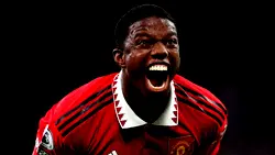 Man Utd defender Malacia signs for PSV on loan