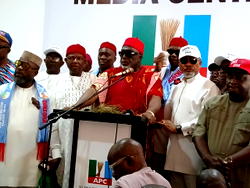 Anambra guber: With fanfare, Obiora Okonkwo submits APC nomination forms, promises to win primary, main election
