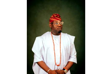 Tolulope Adebakin set to empower underserved communities through clothing and empowerments