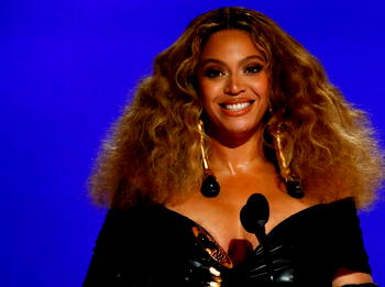 Early wins for Beyonce, Kendrick Lamar, Charli XCX as Grammys begin