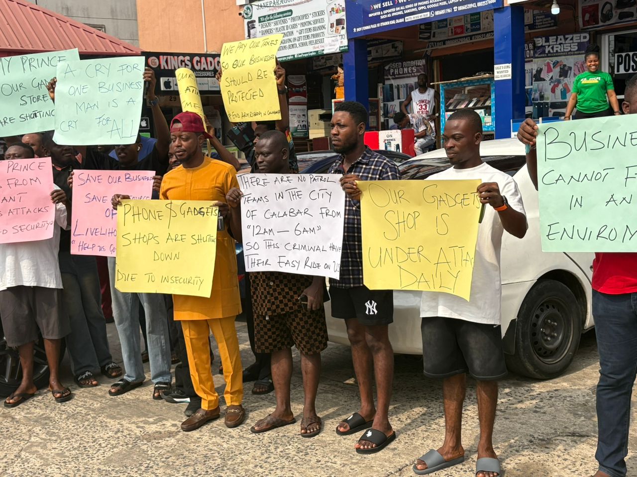 Phone/ Accessory dealers lament incessant burglary in Calabar