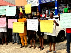 Phone/ Accessory dealers lament incessant burglary in Calabar