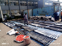 Customs hands over 1,599 seized arms, ammunition in Lagos to NSA Office