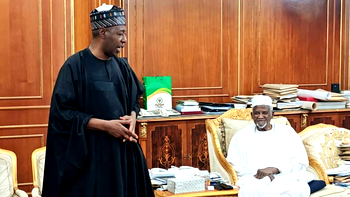 Elder Statesman Alhaji Aminu Dantata’s Generosity Shines Amid Maiduguri Flood Disaster