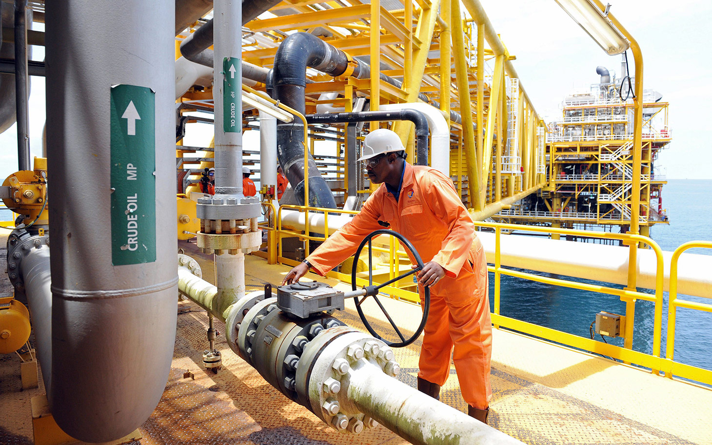 FG bans export of crude oil allocated to domestic refineries