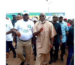 Mbah applauds Enugu East LG Chairman’s human capital Dev initiative