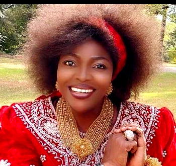 Gospel singer Olufunmi uplifts Ajegunle community with ‘Jamming for Jesus’ concert