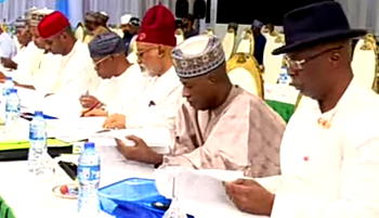 Sylva leads Bayelsa delegations to Edwin Clark’s residence, APC caucus meeting