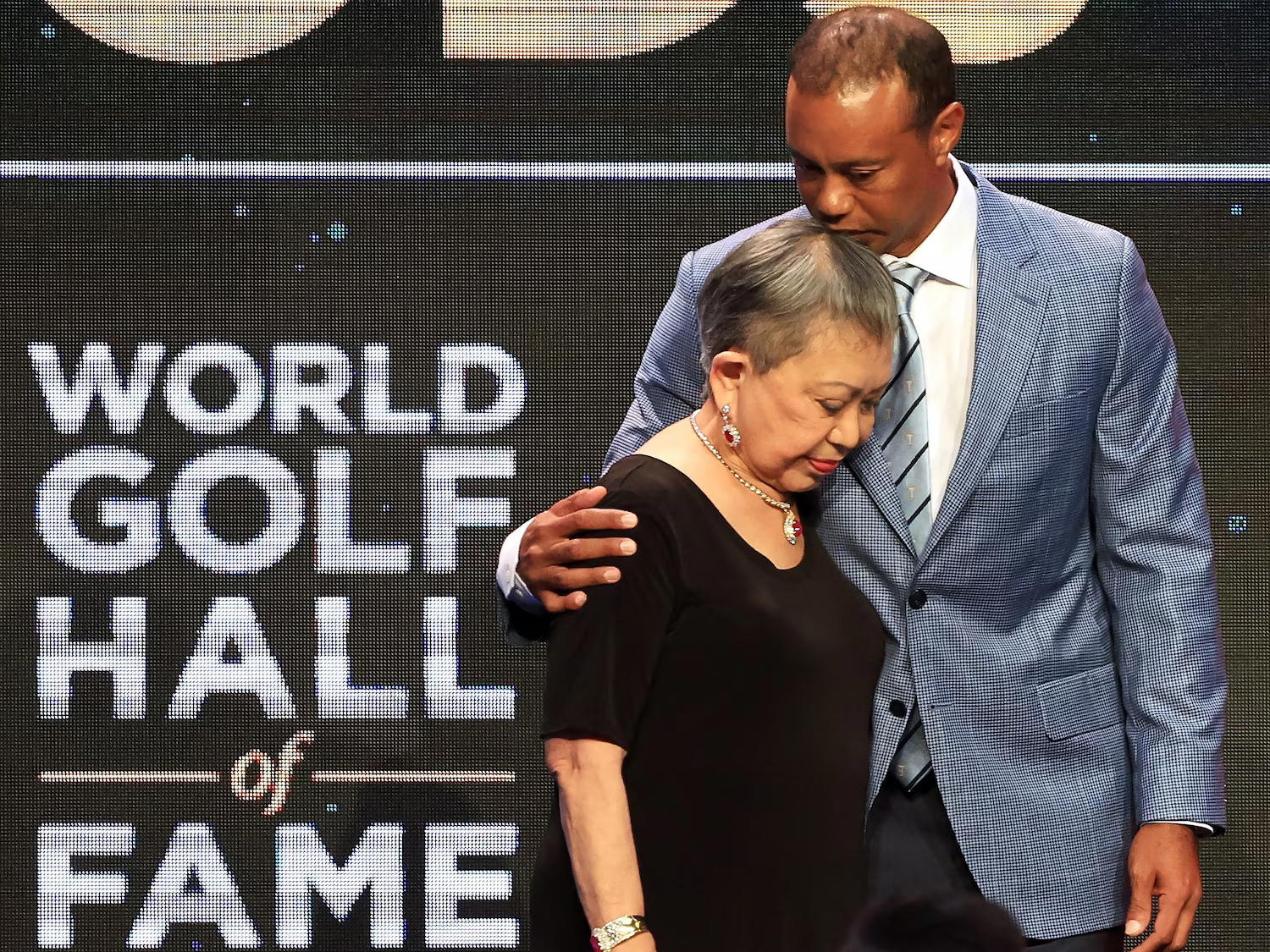 Tiger Woods announces death of mother, ‘my biggest fan’