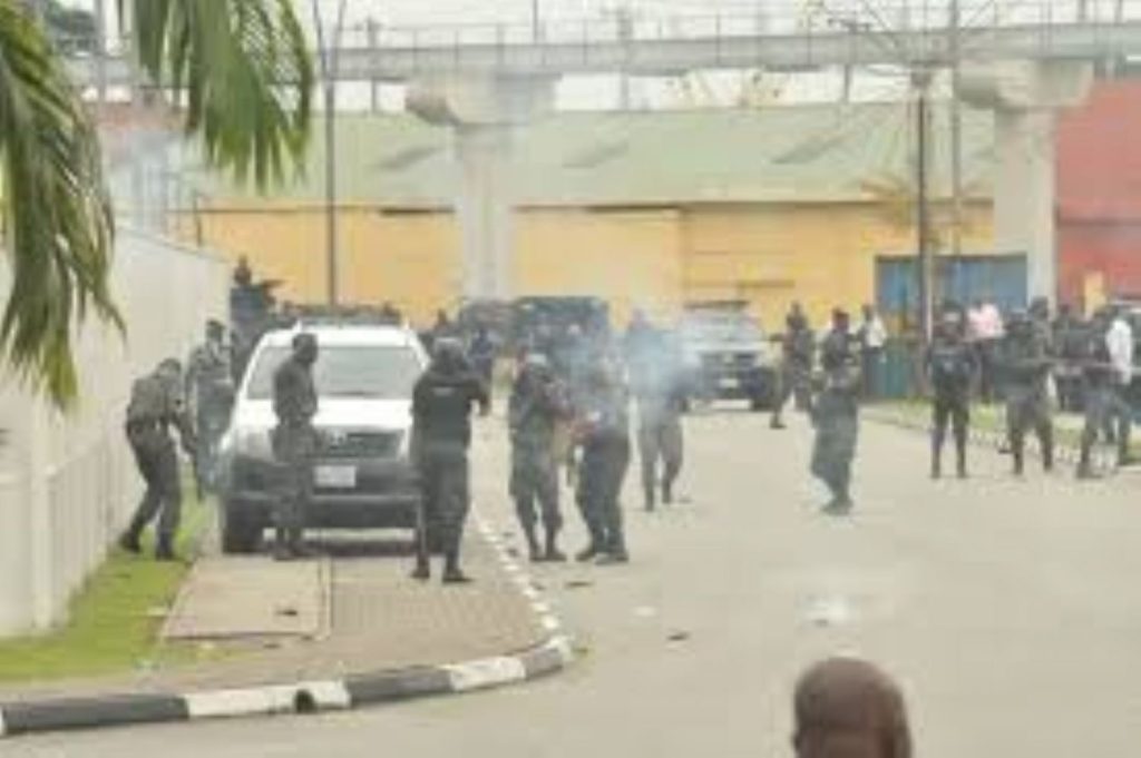 State of Emergency: Soldiers take over Rivers Government House