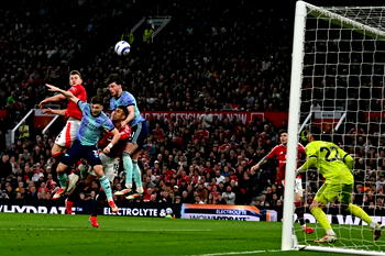 Arsenal falter again, play out 1-1 draw at Man United
