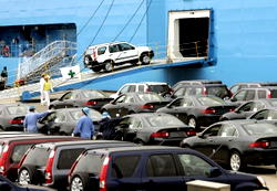 Trump says ‘couldn’t care less’ if auto prices rise