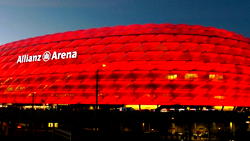 Bayern to display Beckenbauer jersey on stadium roof