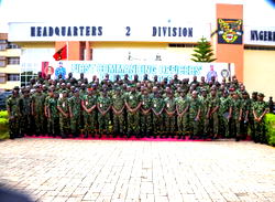 Army chief Oluyede meets battalion commanders in Ibadan
