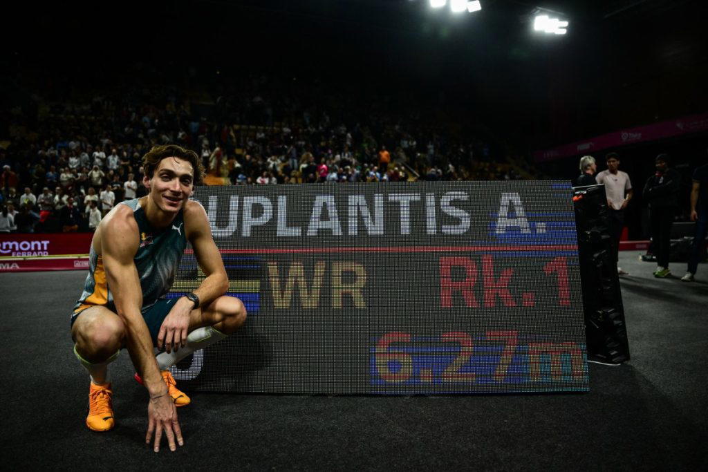 Duplantis breaks his own pole vault world record with leap of 6.27m  