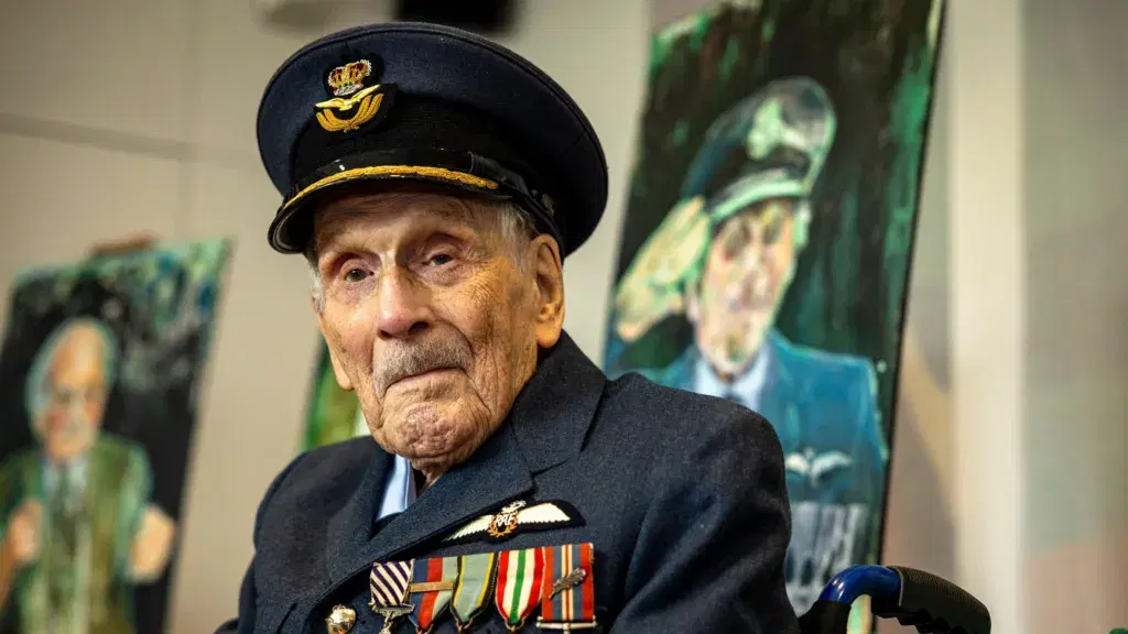 John ‘Paddy’ Hemingway: Last surviving Battle of Britain pilot dies aged 105