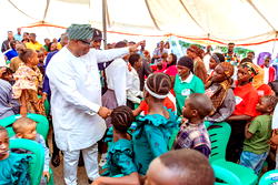 Gov Mutfwang marks 60th birthday with orphans in Plateau