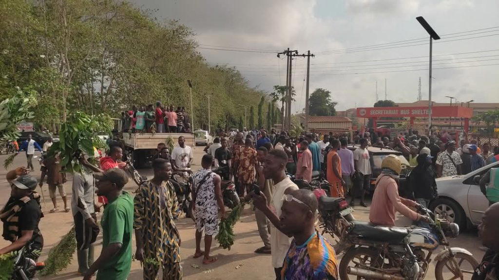 Protest in Ondo over killing of five farmers by suspected herdsmen