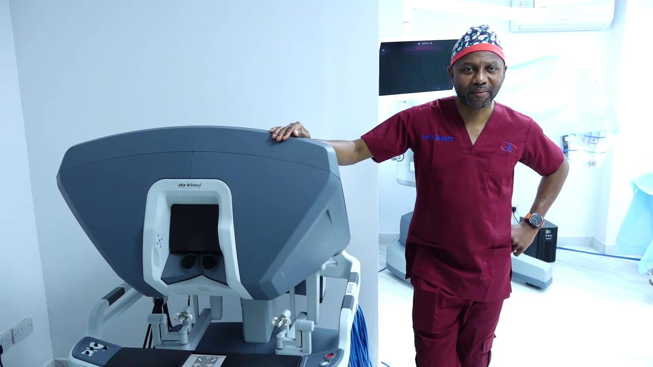 Meet Kingsley Ekwueme who pioneered West Africa’s 1st robotic prostate cancer surgery, clinic