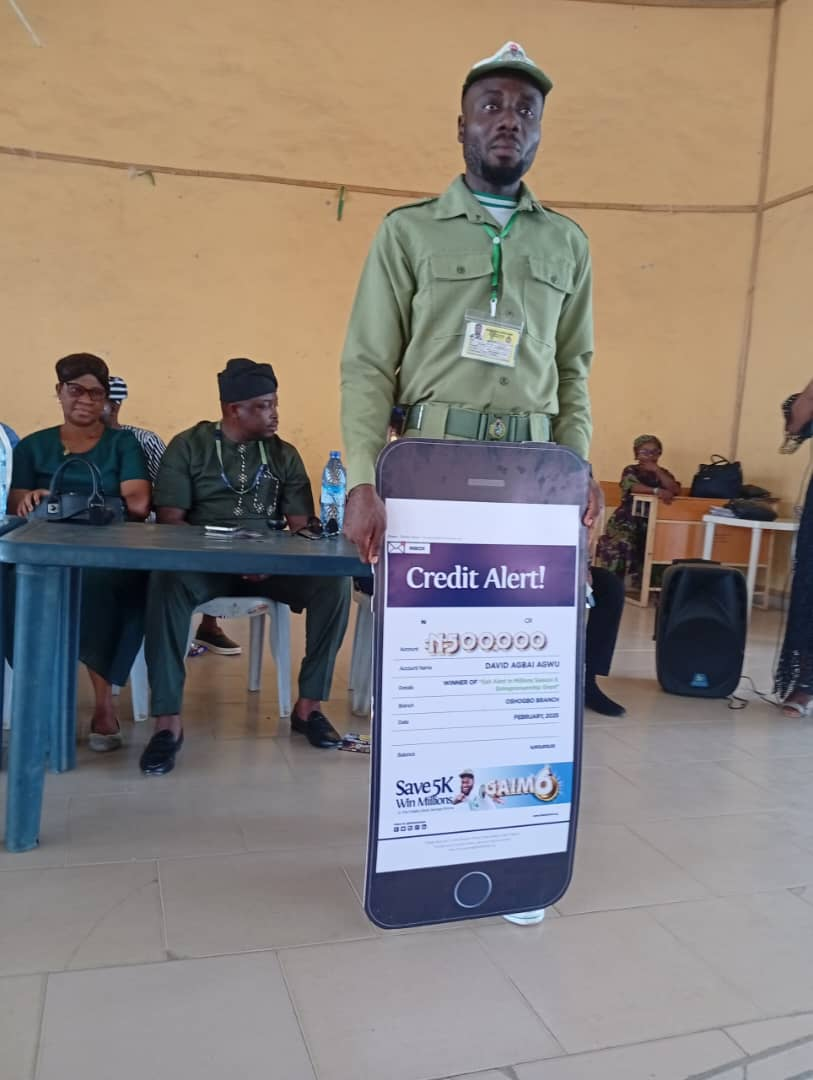 NYSC corps member gets N.5million business grant in Osun