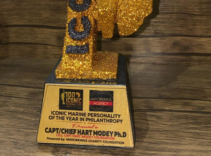Modey honoured with ‘Marine Personality of the Year in Philanthropy Award’