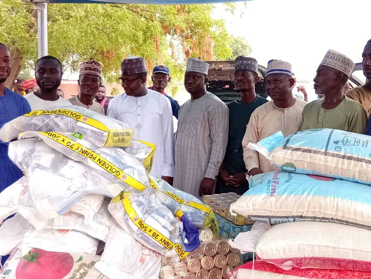 Kwara Rep, Saba gives 15,000 less privileged, 30 million worth of Ramadan package, cash grant