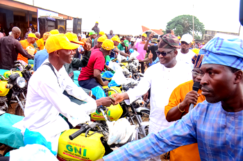 Gboyega Nasir Isiaka empowers constituents, highlights legislative, development strides