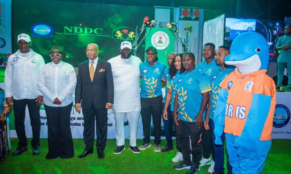 Uzodimma receives NDSF ambassadors, mascot in Owerri