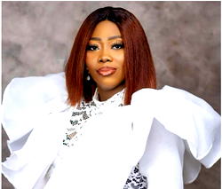 Woman Eleganté blends African heritage with modern fashion for the conscious woman