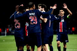 Kvaratskhelia genius helps give PSG Champions League edge against Villa