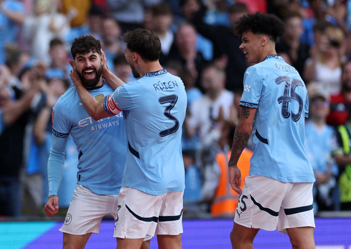 Man City sink Forest to reach third successive FA Cup final