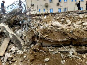Panic as 3-storey building collapses, gas leak reported in Lagos