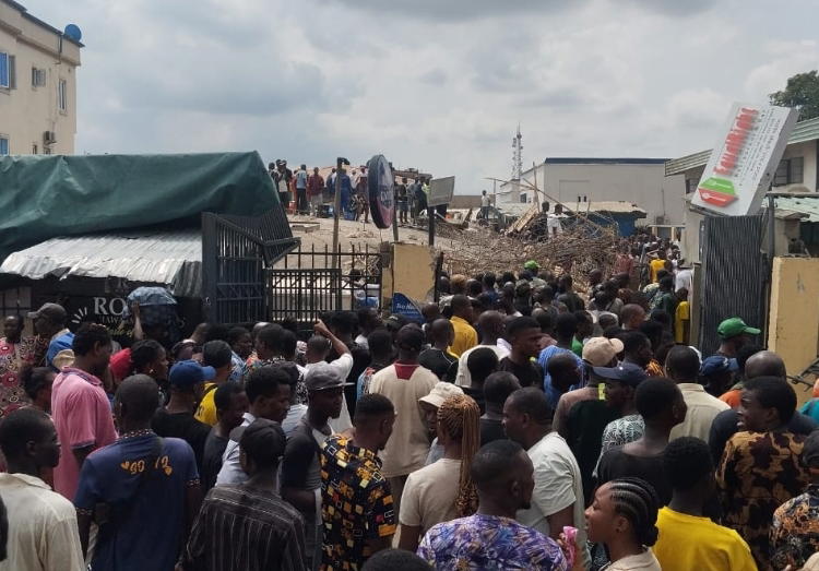 Four-storey building collapses in Lagos